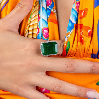 Sonata Emerald Cocktail Ring - High Jewelry - RUCHI New York