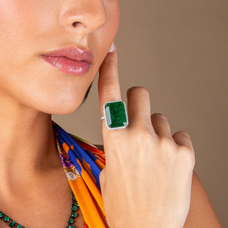 Sonata Emerald Cocktail Ring - High Jewelry - RUCHI New York